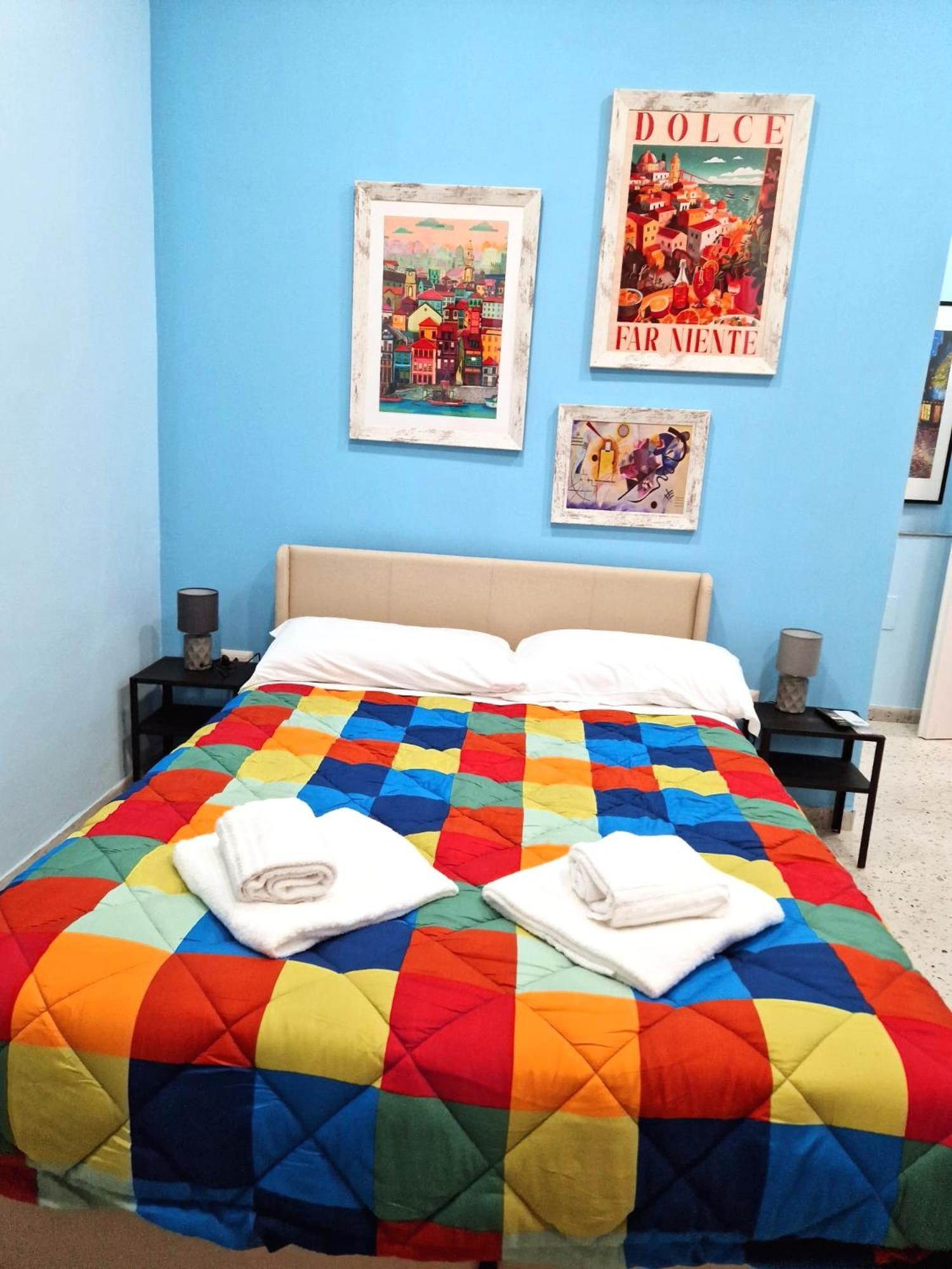 נאפולי Mithra Apartment Centro Storico מראה חיצוני תמונה