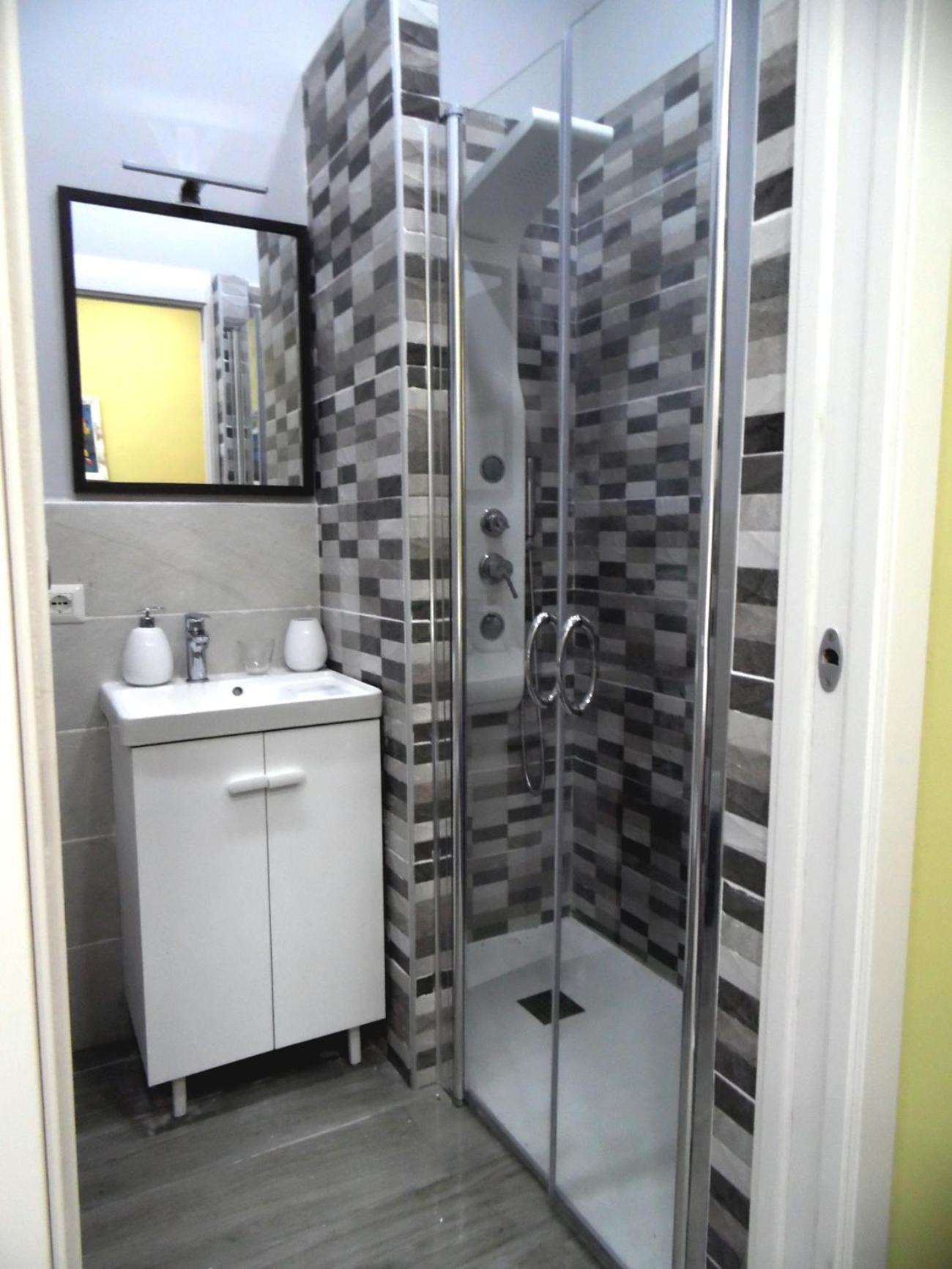 נאפולי Mithra Apartment Centro Storico מראה חיצוני תמונה