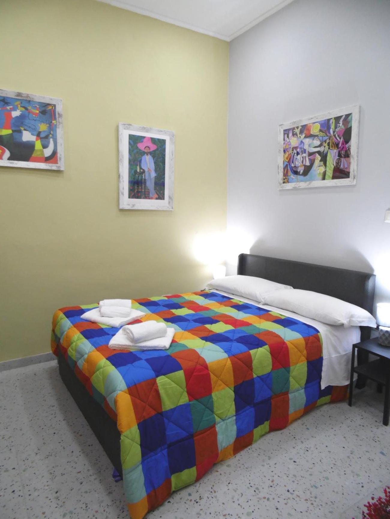 נאפולי Mithra Apartment Centro Storico מראה חיצוני תמונה