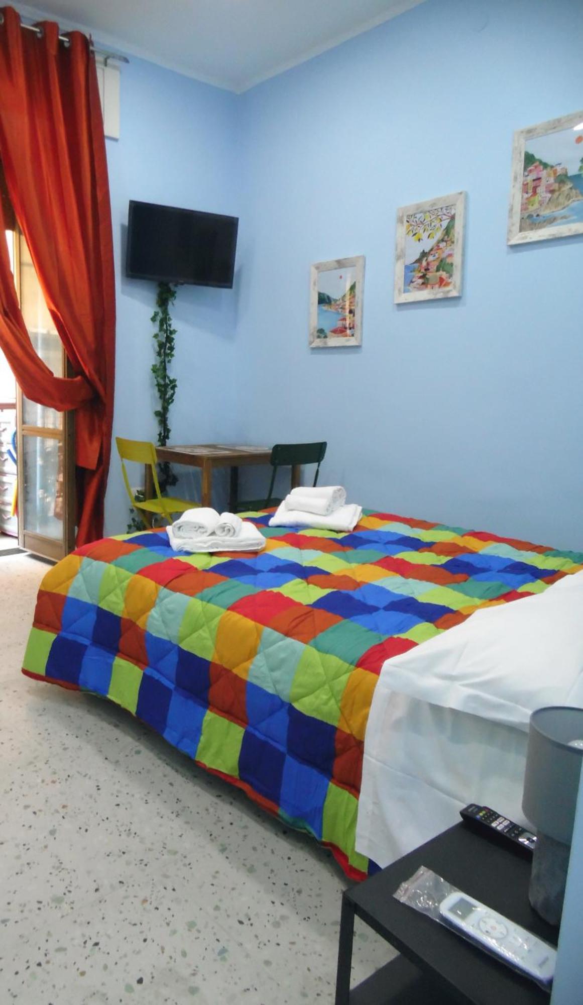 נאפולי Mithra Apartment Centro Storico מראה חיצוני תמונה